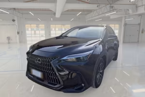 LEXUS NX 350h 2.5 Premium 4wd 190 CV e-cvt