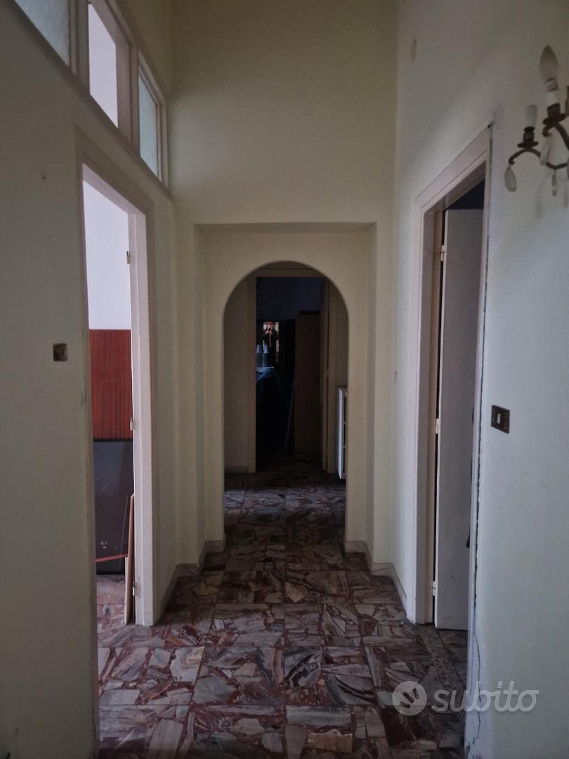 Apartment in Brindisi, Centro - Altro