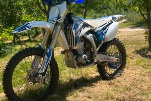 Yamaha yzf 250 4t 2010