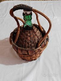 vecchia bottiglia damigiana impagliata vintage 