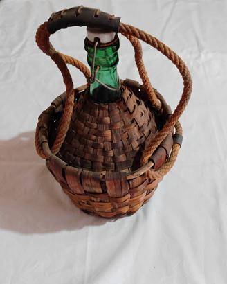 vecchia bottiglia damigiana impagliata vintage 