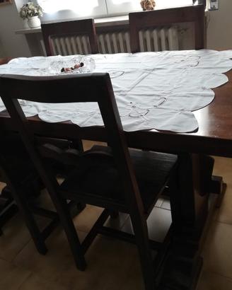 Tavolo e sedie legno massello
