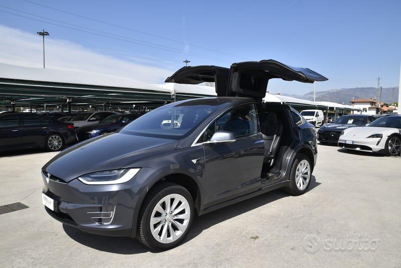 Tesla Model X 2017 photo 5
