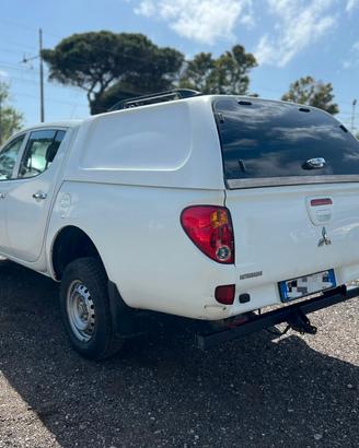 Mitsubishi L200 doppia cabina 136CV
