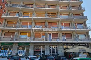 Ampio Trilocale di 90 mq piano alto e luminoso!!