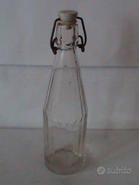 BOTTIGLIA  VET. 1/2 LT. CON TAP.MECCANICO ANNI 60