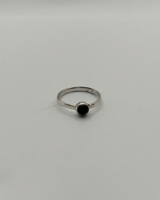 anello in argento 925 con pietra centrale i