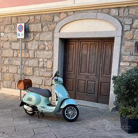 Piaggio Vespa 125 GTS - 2023