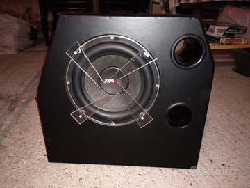 Subwoofer e amplificatore