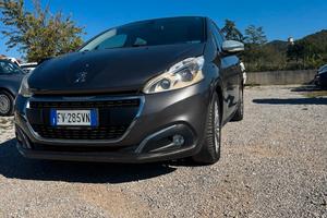 Peugeot 208 PureTech 82 Stop&Start 5 porte Signatu