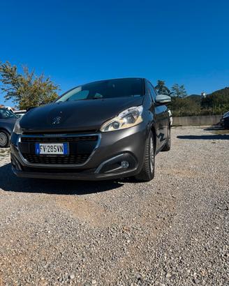 Peugeot 208 PureTech 82 Stop&Start 5 porte Signatu