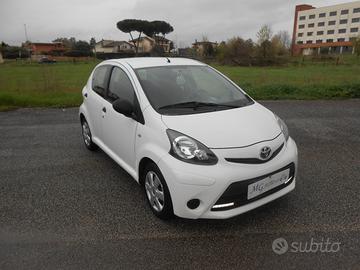 Toyota Aygo 1.0 12V VVT-i 5 porte Lounge Connect