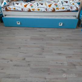 letti singoli con materassi.