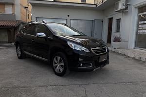 Peugeot 2008 1.6 e-HDi 92CV Allure - CAMBIO AUTOMA