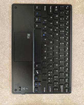 Tastiera Bluetooth 