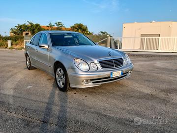 Mercedes W211 E270 Avantgarde 