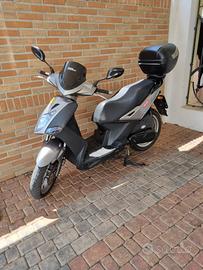 Kymco 200 del 2013