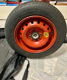 Ruota di scorta + kit di sostituzione