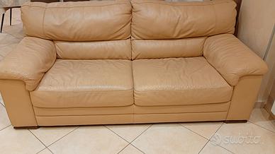 Divano in pelle
