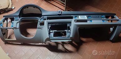 cruscotto , cic, plastiche BMW E90  E91  E92  E93