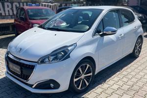 Peugeot 208 PureTech 82 5 porte Allure
