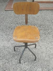 sedia vintage da ufficio 