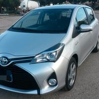 Toyota Yaris 1.5 hybrid active  