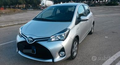 Toyota Yaris hybrid 
