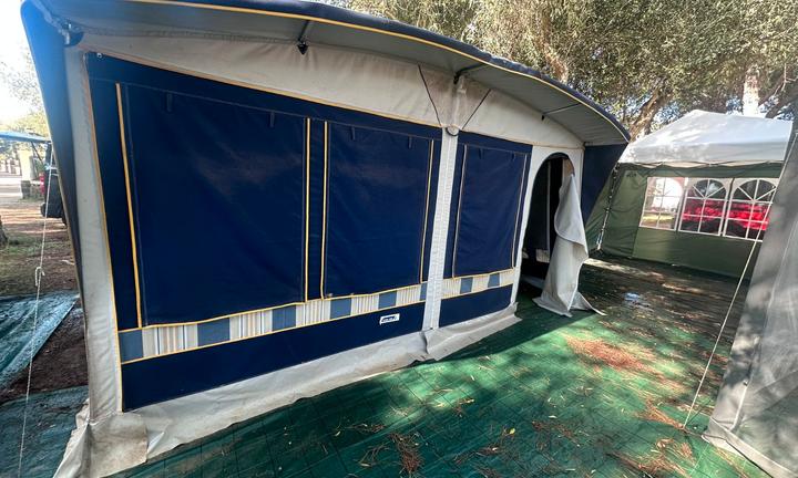 Roulotte 5 posti + veranda cucinotto teli gazebi