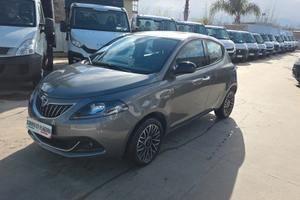 Lancia Ypsilon 1.0 FireFly 5 porte S&S Hybrid Gold