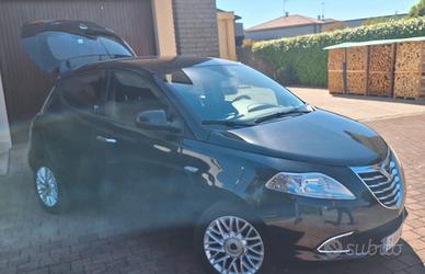 Lancia Ypsilon 1.2  Neopatentati 70.000 km
