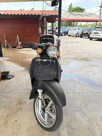 Scarabeo 125
