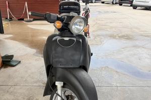 Scarabeo 125