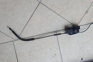 serratura  cofano polo 2011