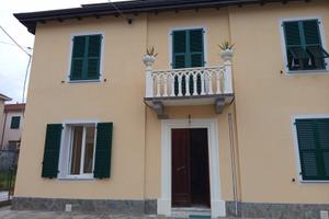 Favaro/Pieve bilocale con posto auto e giardino