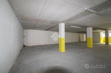 CAPANNONE A OSIO SOTTO