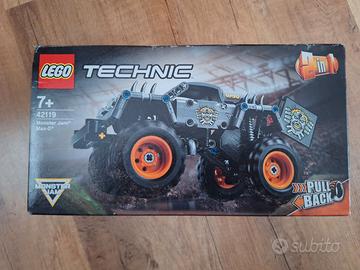 LEGO Technic 42119 Monster Jam Max-D Pull Back | A
