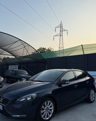 Volvo V40 D4 Kinetic