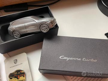 mito Cayenne Porsche