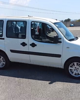 Fiat Doblo 1.9 MJT Vettura VETRATO 5 POSTI