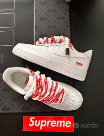 Sneakers Supreme x Nike Air Force 1 bianche 42