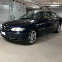 BMW 330 Xi manuale, xeno, navi, pelle, 41k km
