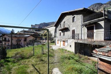 CASA INDIPENDENTE A CHÂTILLON
