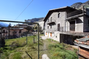 CASA INDIPENDENTE A CHÂTILLON