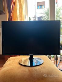Monitor PC Samsung 24 pollici FULL HD - HDMI