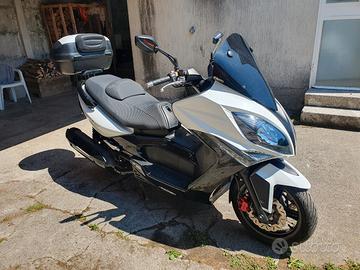 scooter kymco 500R