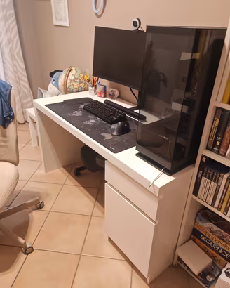 Scrivania IKEA MALM Bianca 140x65 cm con Cassetto