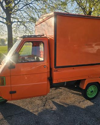 Ape piaggio negozio