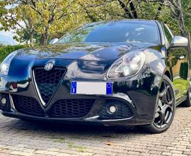 Alfa Romeo Giulietta allestimento Quadrifoglio QV