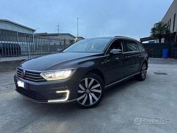 VOLKSWAGEN Passat GTE DSG PLUG-IN HYBRID 156CV